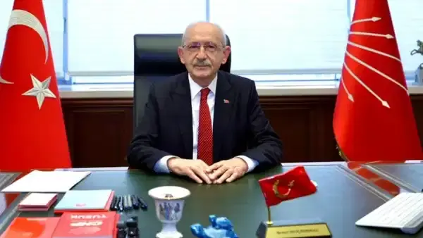 Kemal Kılıçdaroğlu, CHP Genel Merkezi'nde kurmaylarıyla bir araya geliyor.
