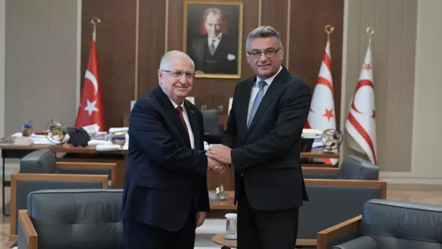 Milli Savunma Bakanı Yaşar Güler ve beraberindeki heyet KKTC'de temaslarda bulunuyor.