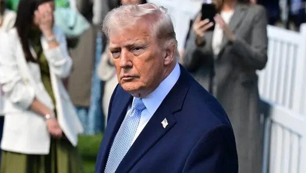 ABD Başkanı Donald Trump ve başkanlık uçağı.