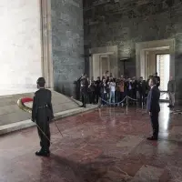 YENİ Parti Genel Başkanı Özgür Özel Anıtkabir'de