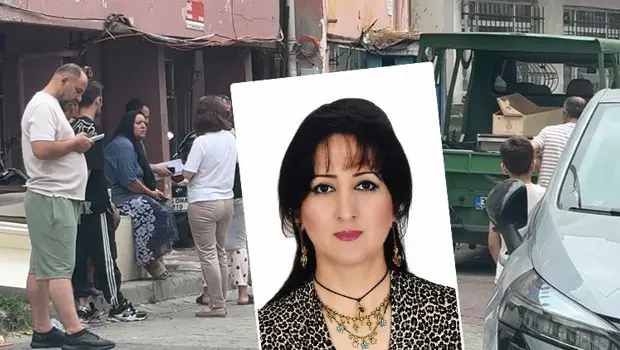 Antalya'da şüpheli ölümün yaşandığı evin önünde polis ekipleri inceleme yapıyor.