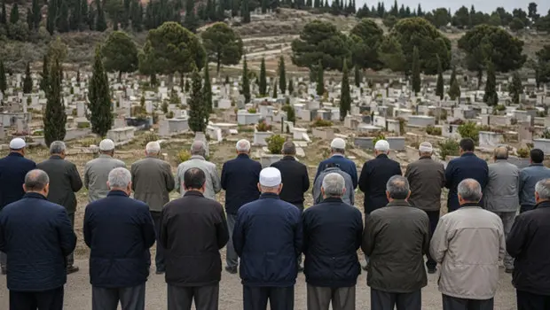 Ankara Adliyesi binası ve hukuk kavramını temsil eden görsel.