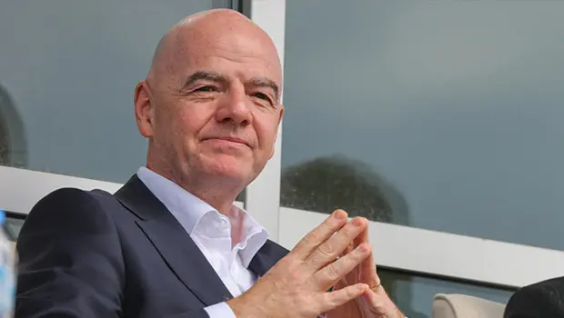 FIFA Başkanı Gianni Infantino bir toplantı sırasında.