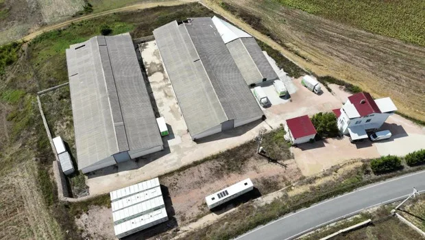 Kocaeli Derince'deki Ahbap Derneği yardım deposunun drone ile çekilmiş görüntüsü