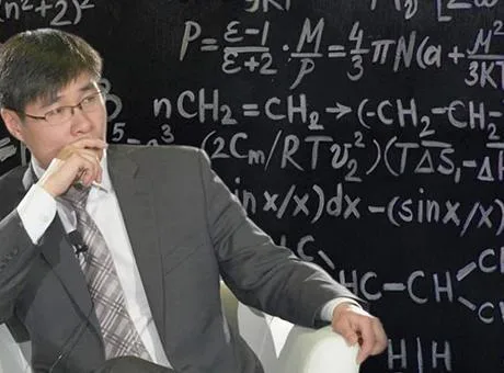 ABD haritası üzerinde çatlaklar beliren, savaş, ekonomik kriz ve siyasi kutuplaşma sembollerinin yer aldığı 2027 yılına...