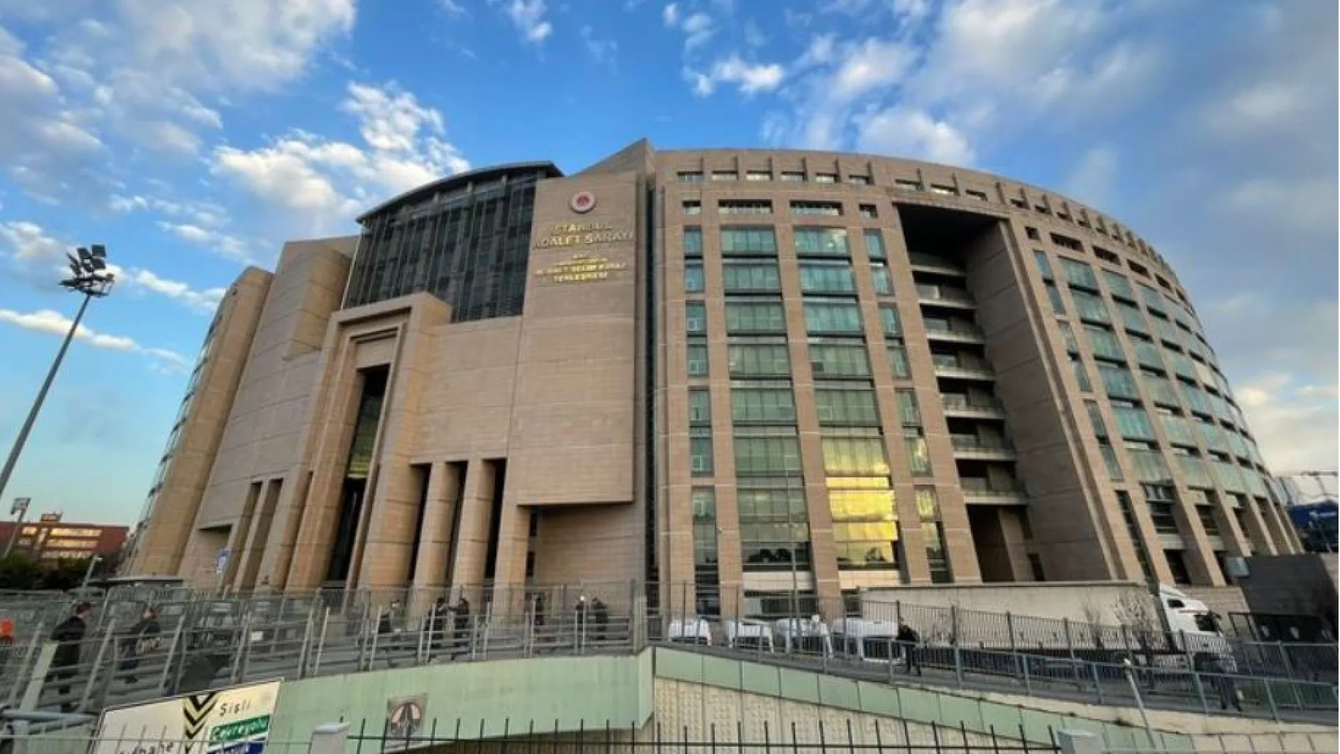Fon soruşturmasında Tera Yatırım Başkanı Emre Tezmen ve 4 yönetici tutuklandı.