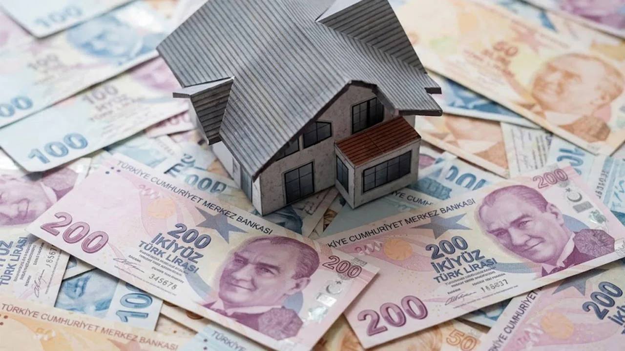Türkiye'de kiralık konut piyasasını ve kira fiyatlarındaki artışı temsil eden şehir manzarası.