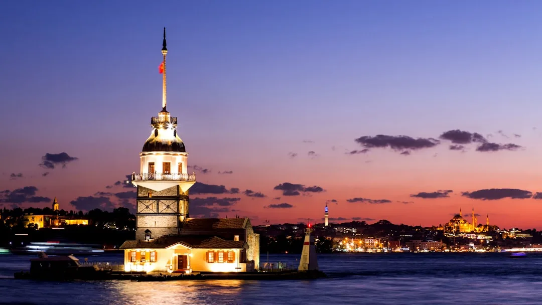 Türkiye ve 7 Arap ülkesinin dışişleri bakanları, İsrailli yetkililerin Gazze açıklamalarını kınama toplantısında.
