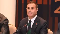Marmara Belediyeler Birliği ve Balıkesir Büyükşehir Belediye Başkanı Ahmet Akın, EMA Forumu'nda konuşma yaparken.