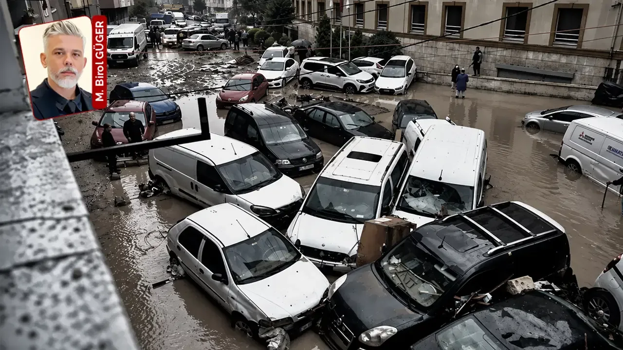 İstanbul'da şiddetli yağışlar sonrası yaşanan sel felaketinin havadan görünümü.