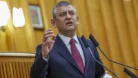 YENİ Parti Genel Başkanı Özgür Özel, TBMM grup toplantısında konuşma yaparken.