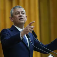 CHP'de büyük istifa: 28 isim Parti Meclisi'nden ayrıldı