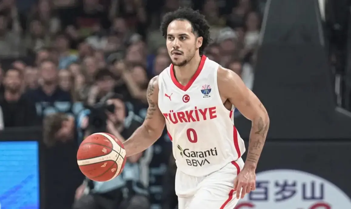 Fenerbahçe, Shane Larkin transferini resmen açıkladı