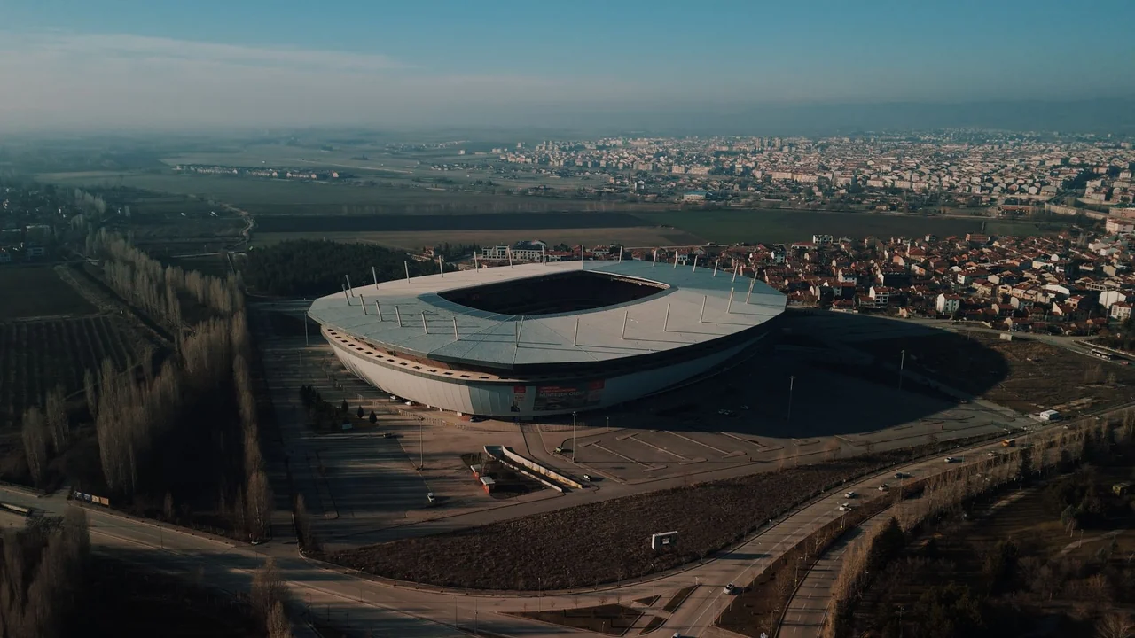 Süper Lig Fikstürü Açıklandı: Şampiyonluğun Rotası Çizildi mi? İşte Her Takımın Kaderini Belirleyecek Kritik Virajlar!