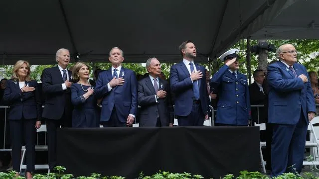Gedenkfeier am Ground Zero in New York zum 25. Jahrestag der Anschläge vom 11. September.