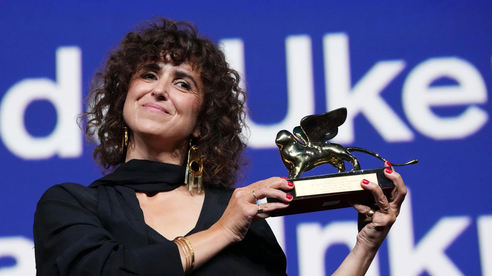 „Women Unknown“ gewinnt Goldenen Löwen in Venedig