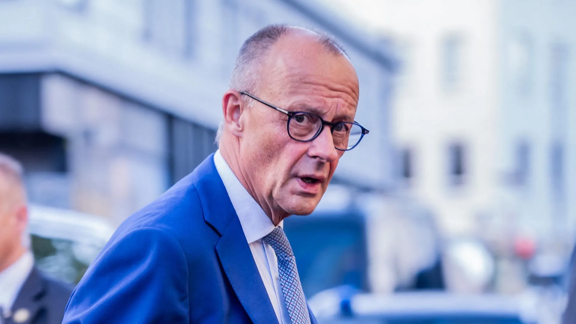 Rückendeckung für Merz trotz Druck nach Wahldebakel