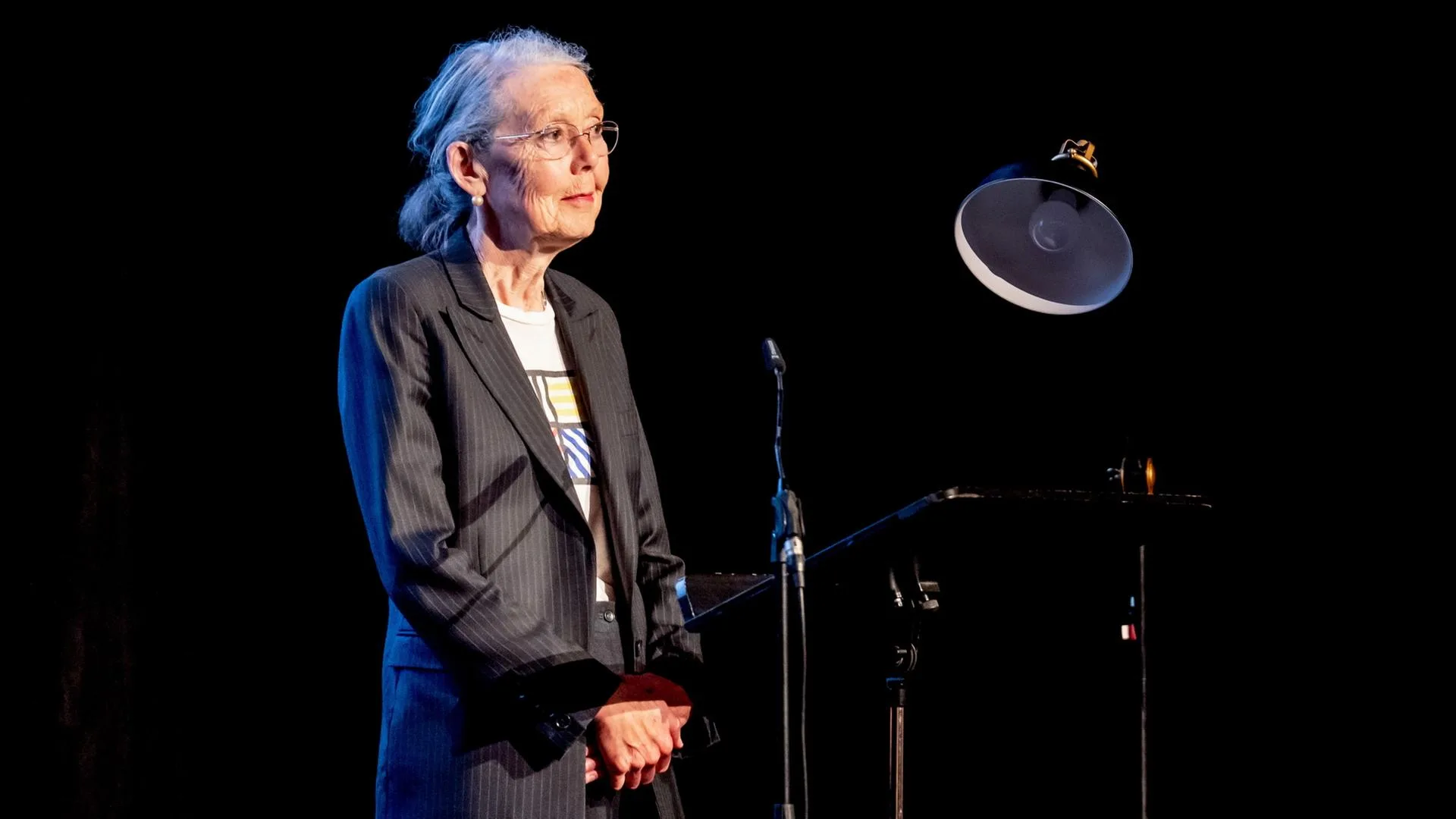 Porträt der Literaturnobelpreisträgerin Anne Carson