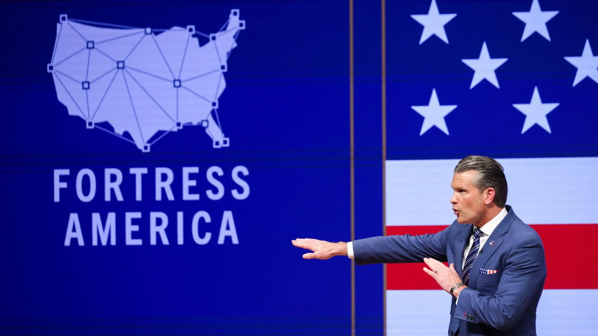 Hegseth verschlankt US-Armee um 20%, Musk erforscht Kriegsführung