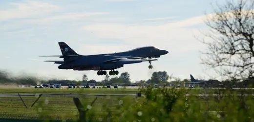 US-Luftwaffe zieht alle Bomber von RAF Fairford ab: Anschlagsverdacht erhärtet sich