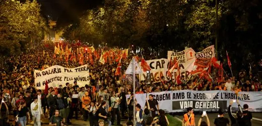 Mietkrise in Spanien: Zehntausende demonstrieren in Barcelona gegen Wohnungsnot